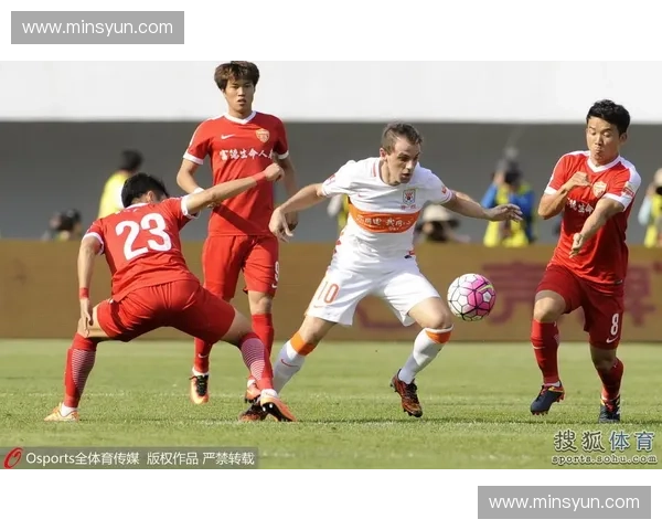 全程4K高清足球赛事直播带你畅享每一场精彩瞬间